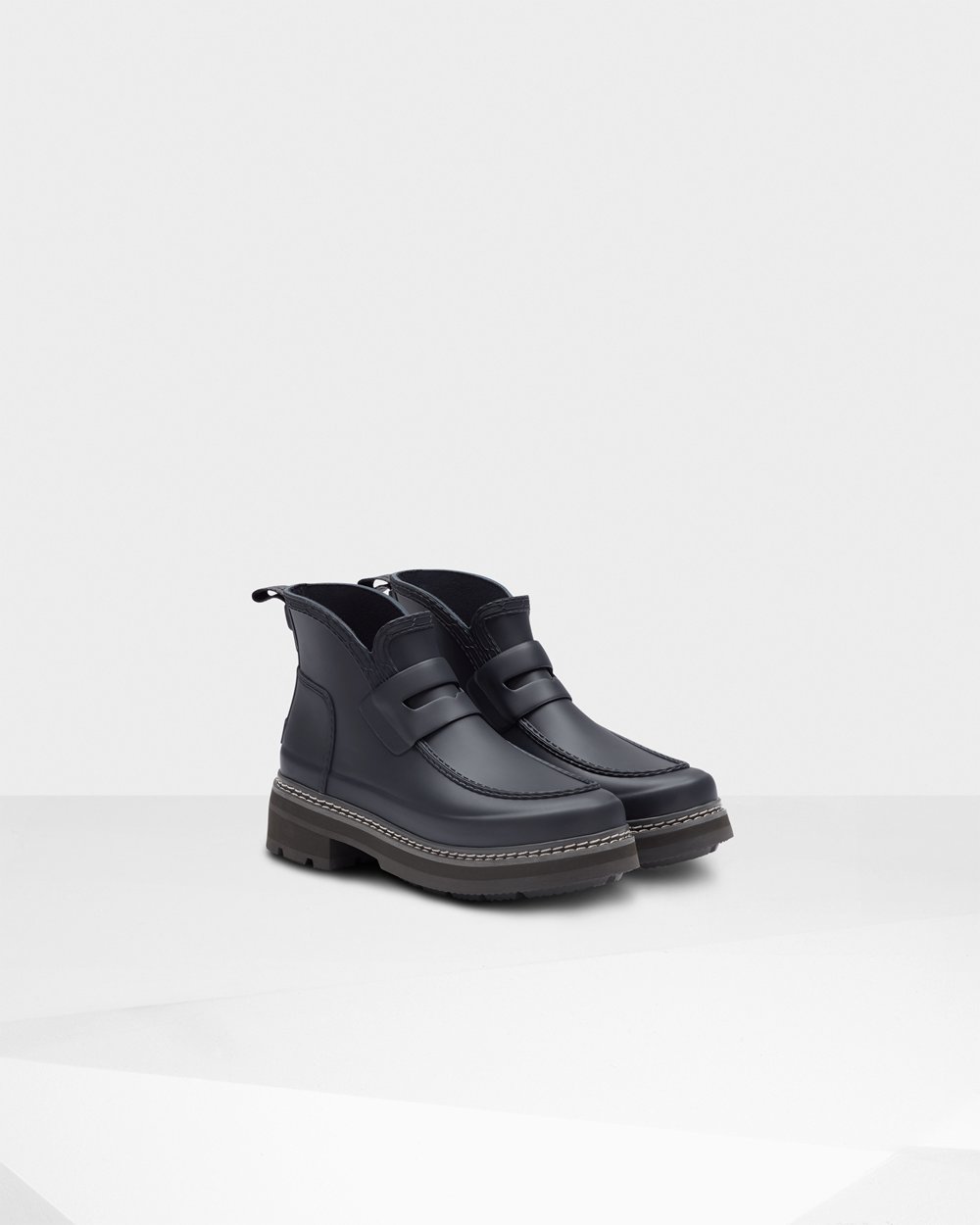 Botas Chelsea Hunter Feminina Azul Marinho - Refined Stitch Detail Loafers - 80KASBMWU